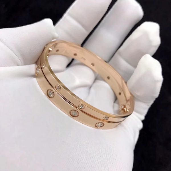 Cartier Love bracelet, 10 diamonds