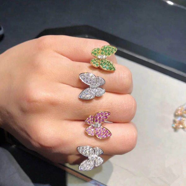 VCA Two Butterfly Between the Finger ring