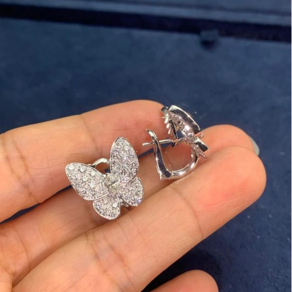 Van-Cleef-Arpels-Two-Butterfly-Between-the-Finger-ring