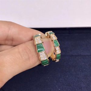 Bvlgari Serpenti 18 kt rose gold thin ring set with malachite elements and pavé diamonds (0.20 ct)