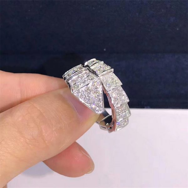 Bvlgari Serpenti one-coil ring in 18 kt white gold, set with full pavé diamonds