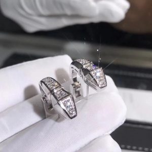 Bvlgari Serpenti slim earrings in 18kt white gold, set with full pavé diamonds