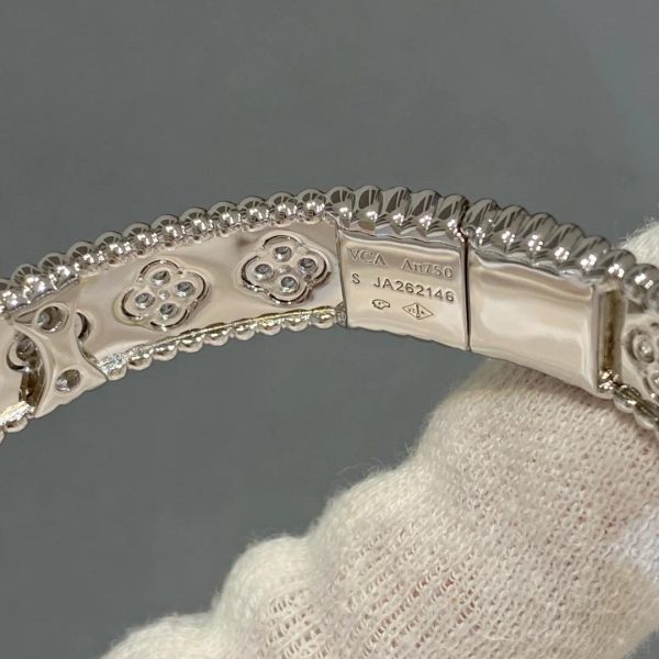 VCA-Perlée-clovers-bracelet-white-gold