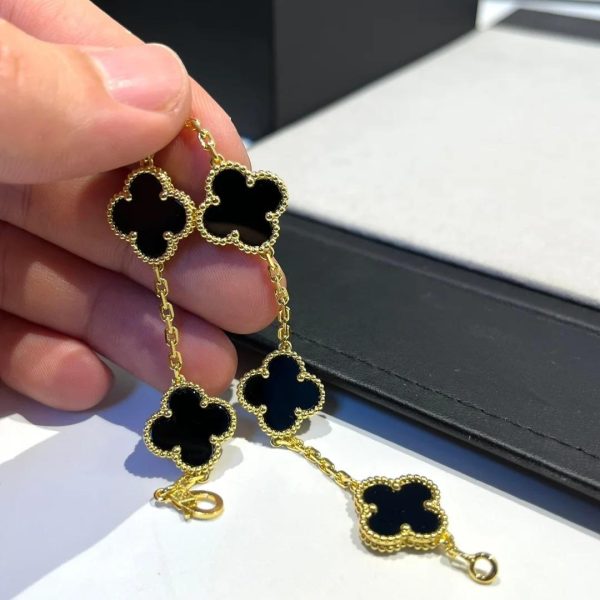 VCA-Vintage-Alhambra-Bracelet-Onyx