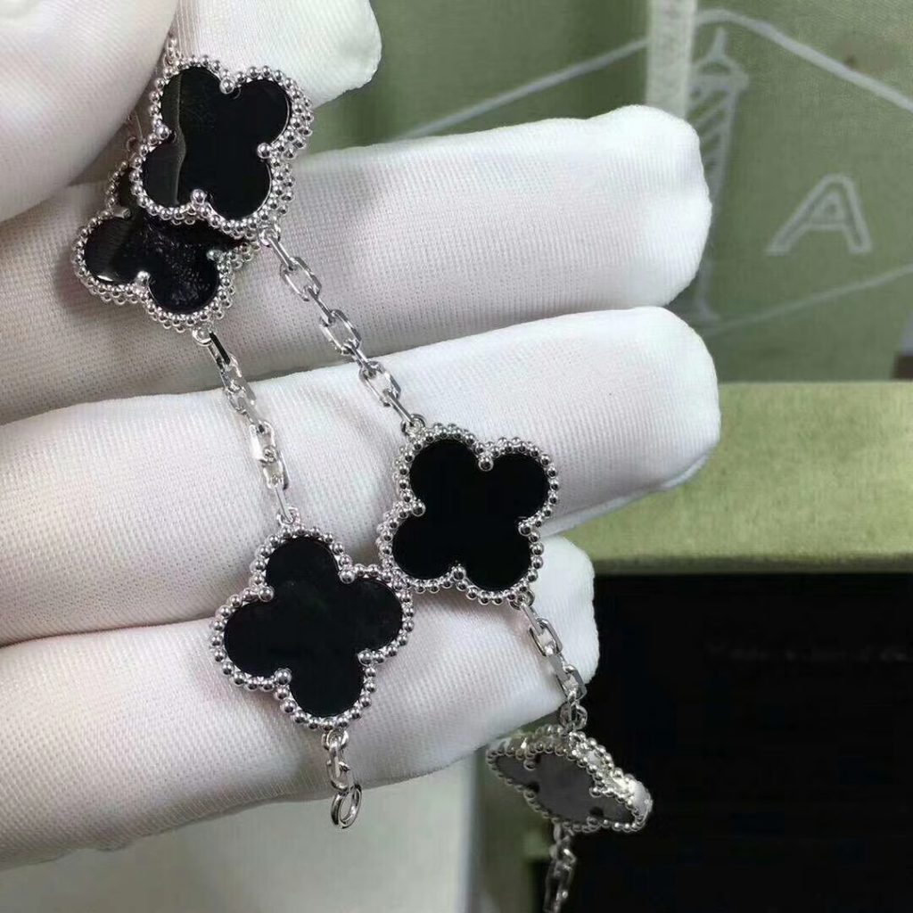 VCA Vintage Alhambra Bracelet Onyx white gold