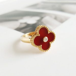Van Cleef & Arpels Vintage Alhambra ring