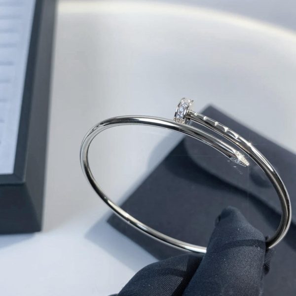 cartier-juste-un-clou-bracelet-small-model-diamonds-white-gold