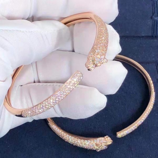 Pure 18k gold Panthère de Cartier bracelet, 18K Rose gold, onyx, emeralds, brilliant-cut diamonds