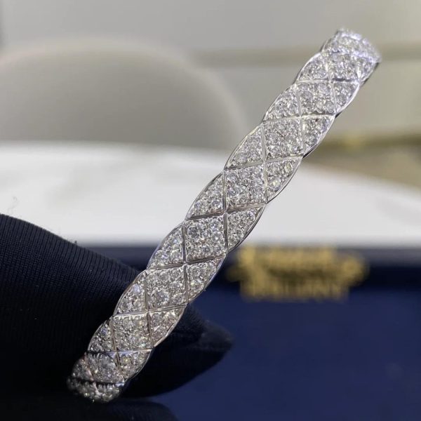 Pure-18k-gold-chanel-COCO-Crush-Bracelet-with-diamonds