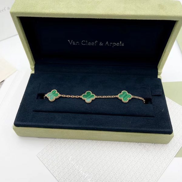 18k gold Van Cleef & Arpels Malachite bracelet