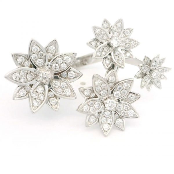 18K Gold VCA 4 Flowers Lotur Diamond Ring